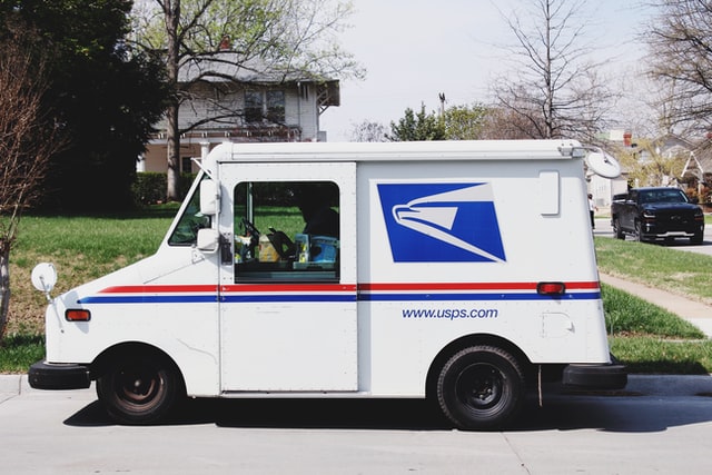 Mail Truck delivery mail to homes