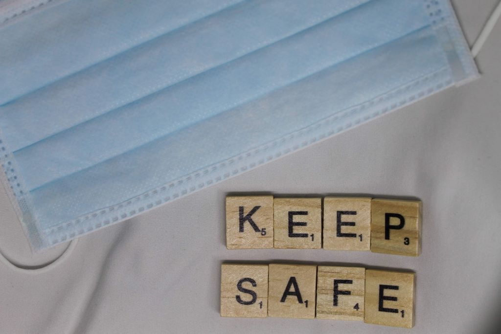 Face mask with "keep safe" message