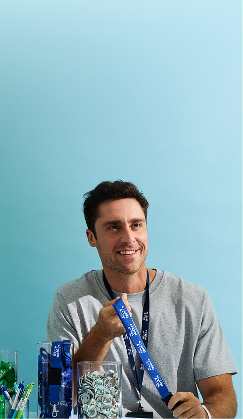 TRADE SHOW GIVEAWAYS