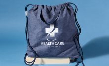 Zainetto con chiusura a coulisse con logo personalizzato